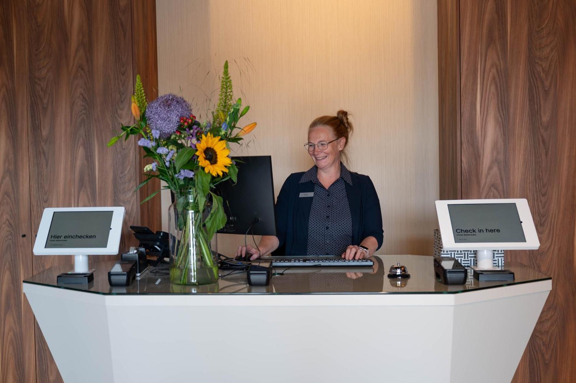 Hotel Waterstate Гус Экстерьер фото